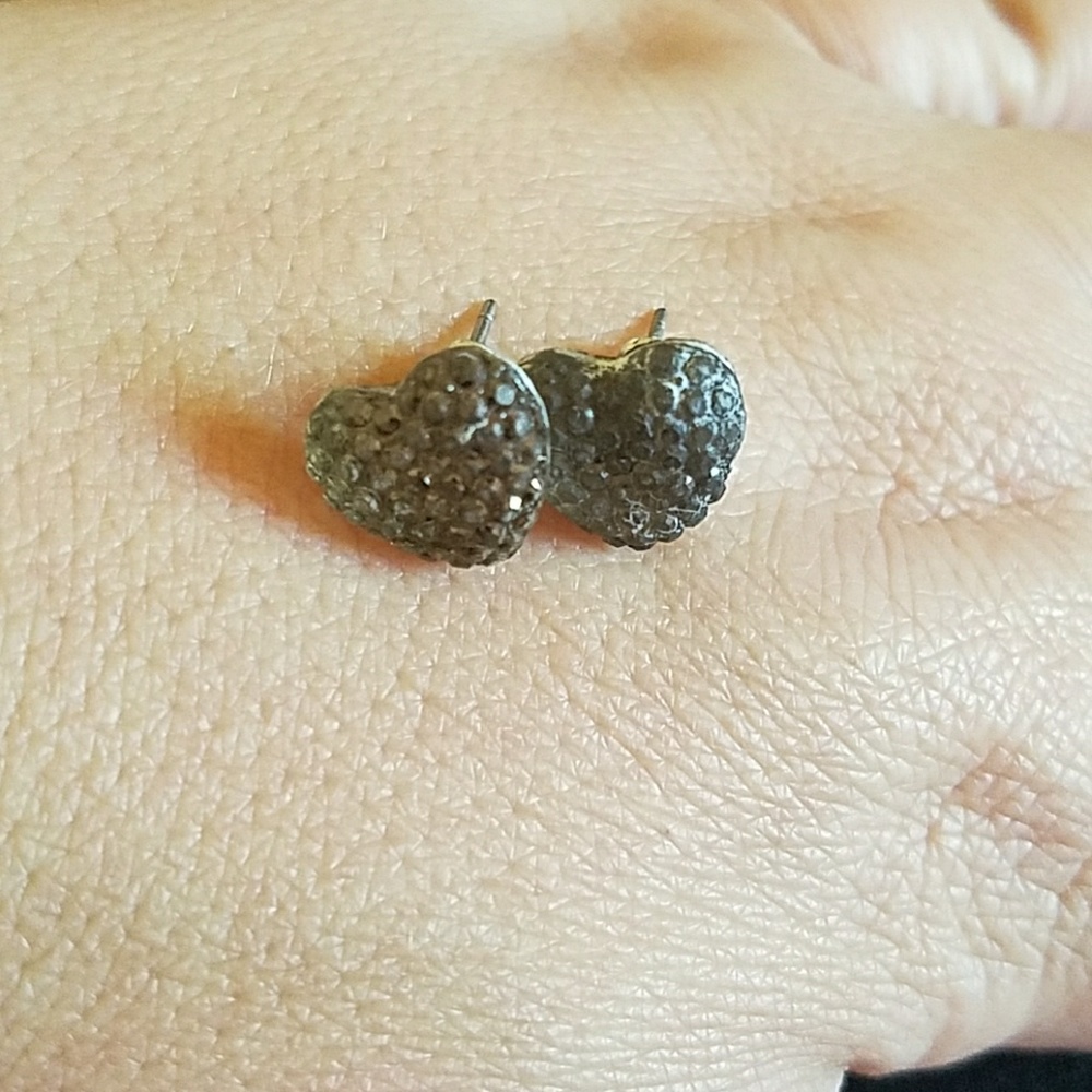 Set of Heart shaped earring