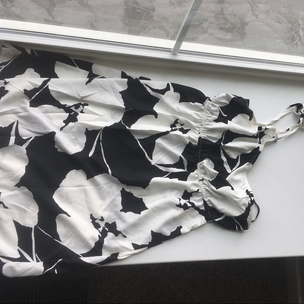 Black and white Roxy dress