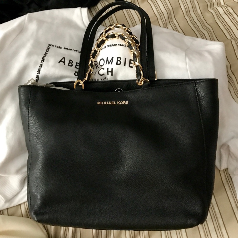 Michael Kors Shoulder Bag