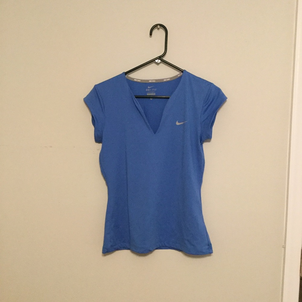 Nike work out top