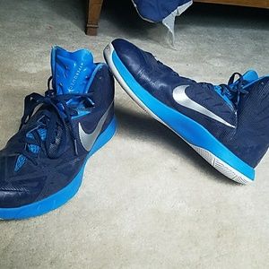 Mens nike basketball shoes