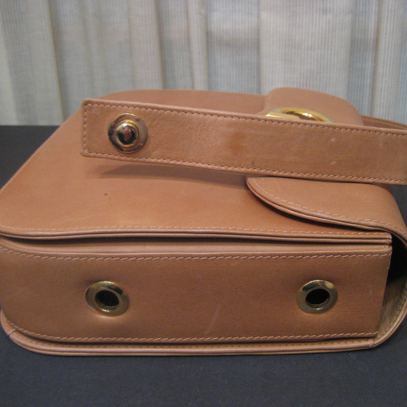 GUCCI Vintage Shoulder Bag Purse GG Logo Leather - Picture 6 of 8