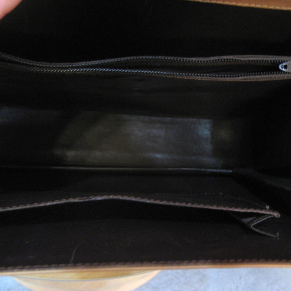 GUCCI Vintage Shoulder Bag Purse GG Logo Leather - Picture 4 of 8