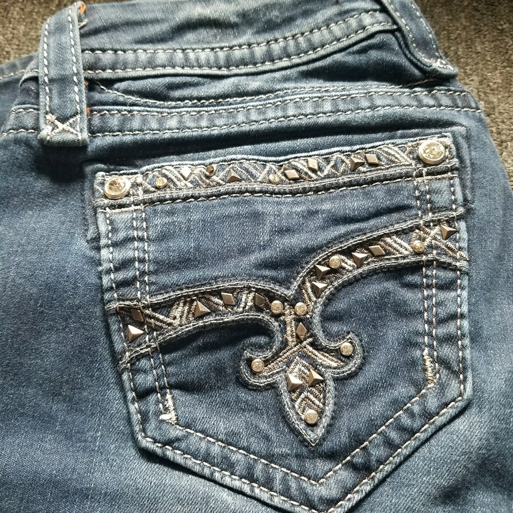 Rock Revival Jeans