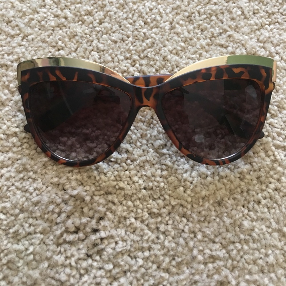 Leopard Sunglasses