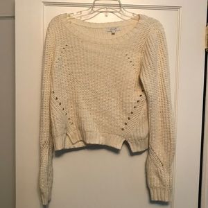 ✨NWOTCropped Cream Sweater 50%✨