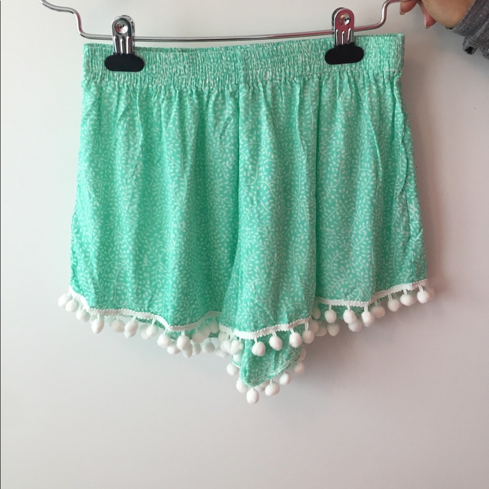 ljc designs pompom pattern shorts