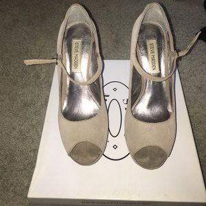 Steve Madden suede peep toe wedges.