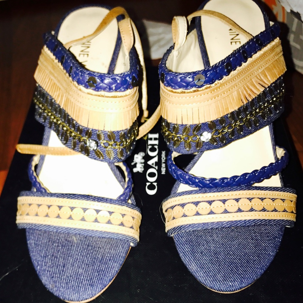 NINE WEST STRAPPY HEELS BRAND NEW SIZE 6