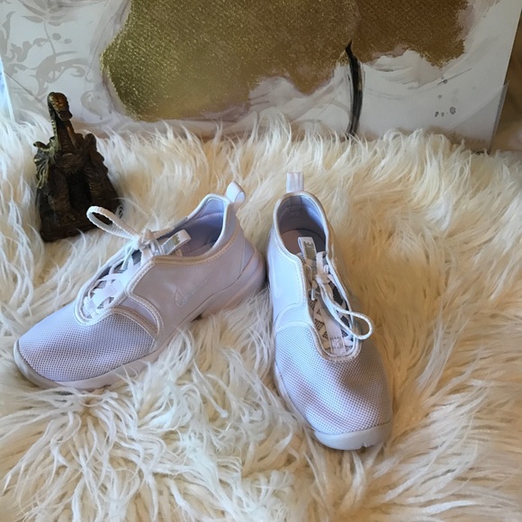 SOLD - Picture 4 of 7