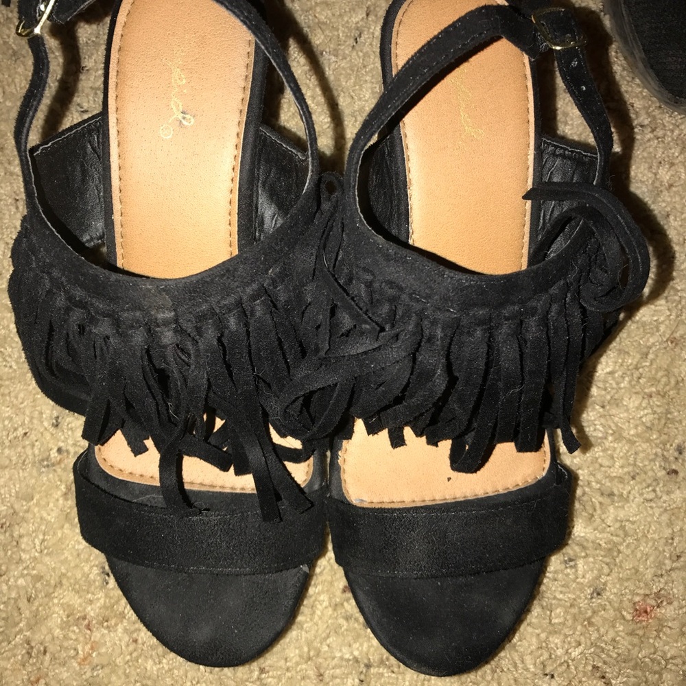 Black wedges size 7 with fringe worn 1 time