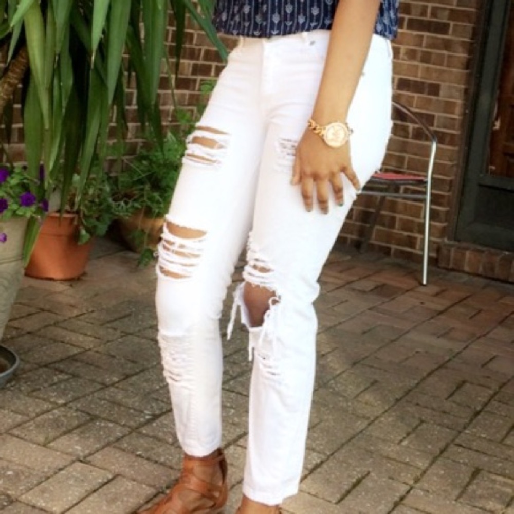 White ripped Highway  jeans! Worn once.