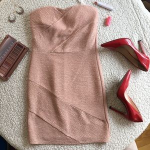 🌹Cute Strapless Bodycon dress🌹👗