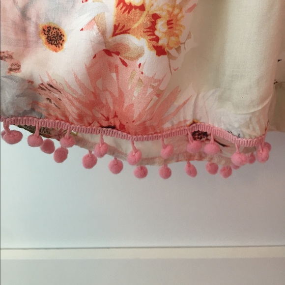 Ljc designs floral Pom Pom shorts - Picture 3 of 3