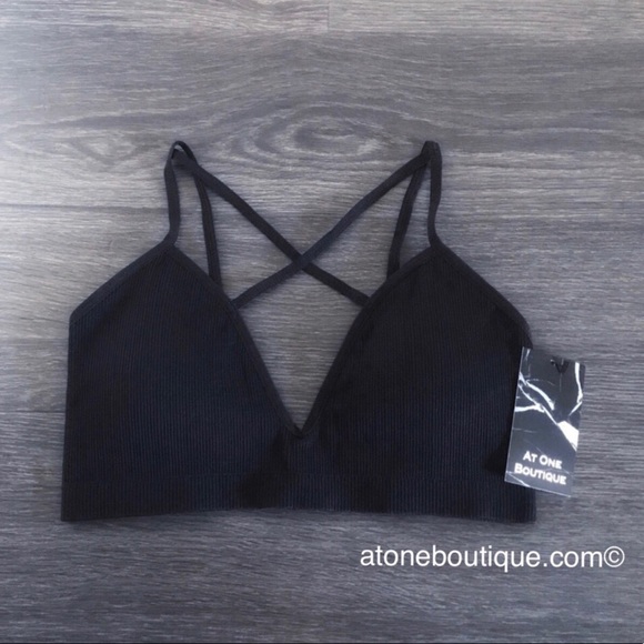 SOLD OUT // Modern X Criss-Cross Ribbed Sports Bra - Picture 6 of 7