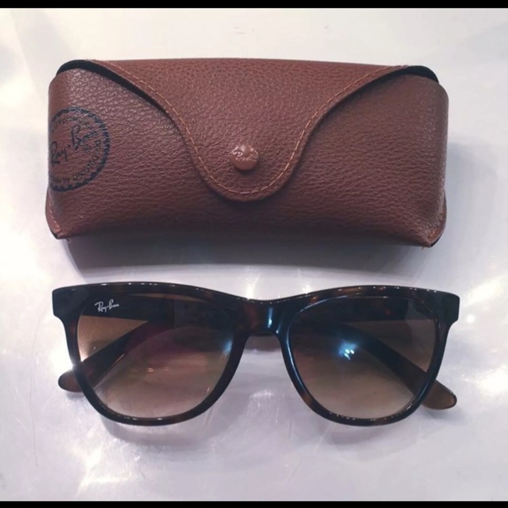 Ray bans