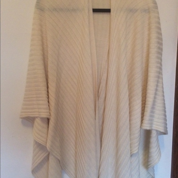 Wrap - Picture 2 of 4