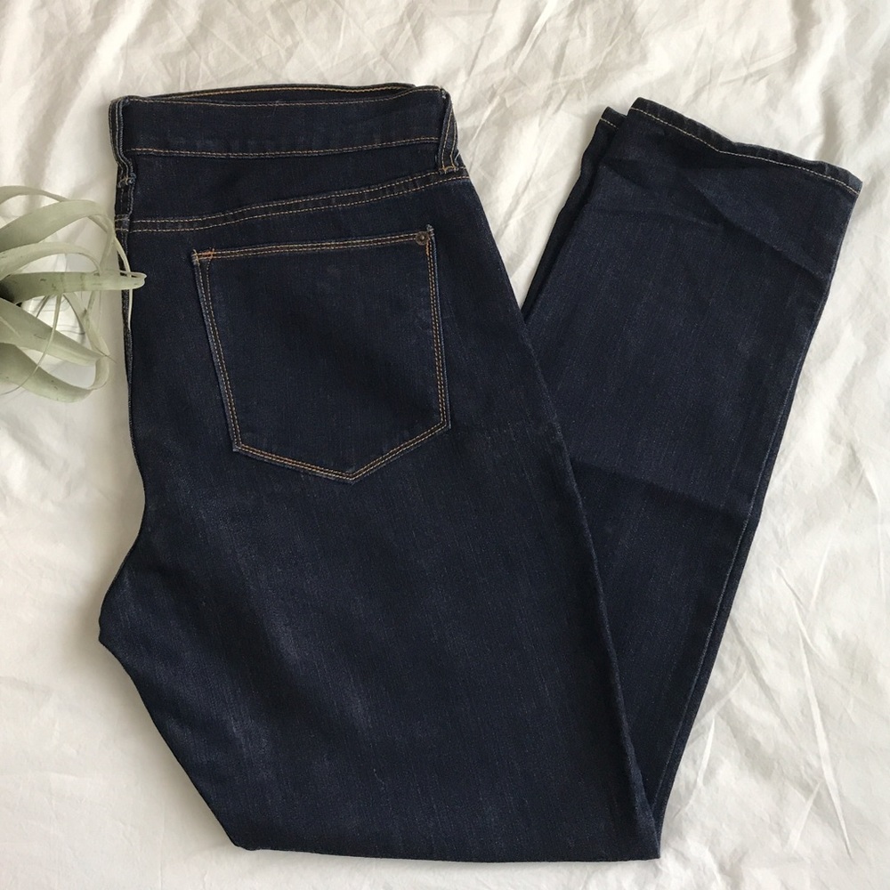 Old Navy Flirt Skinny Jeans