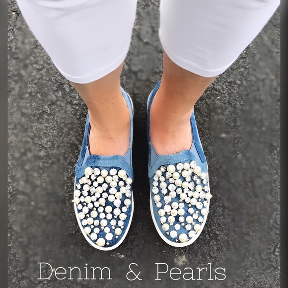 FLASH SALE! 💥Glam Denim Slip On Sneakers - Picture 4 of 8
