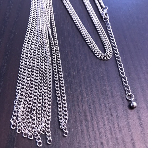 NEW!💙💎TASSEL! KNOT NECKLACE!💎💙GORGEOUS! SILVER - Picture 5 of 8