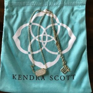 Kendra Scott Elisa necklace