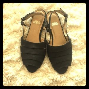 American Apparel Sandals NWOT 🌈💕