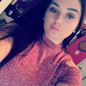 Meet your Posher, Madelyn