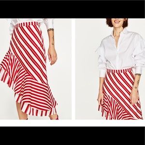 Striped skirt with asymmetric frill