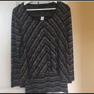 White House black market sweater/shirt