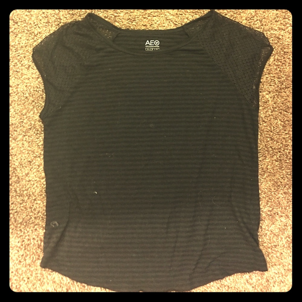 AEO shirt