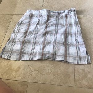 IZOD golf skirt