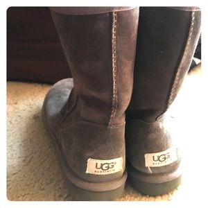 SIZE 8 GRAY UGG BOOTS
