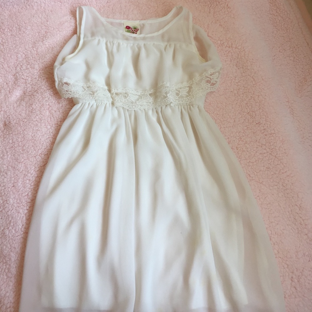 Dainty White Hi-Low Dress