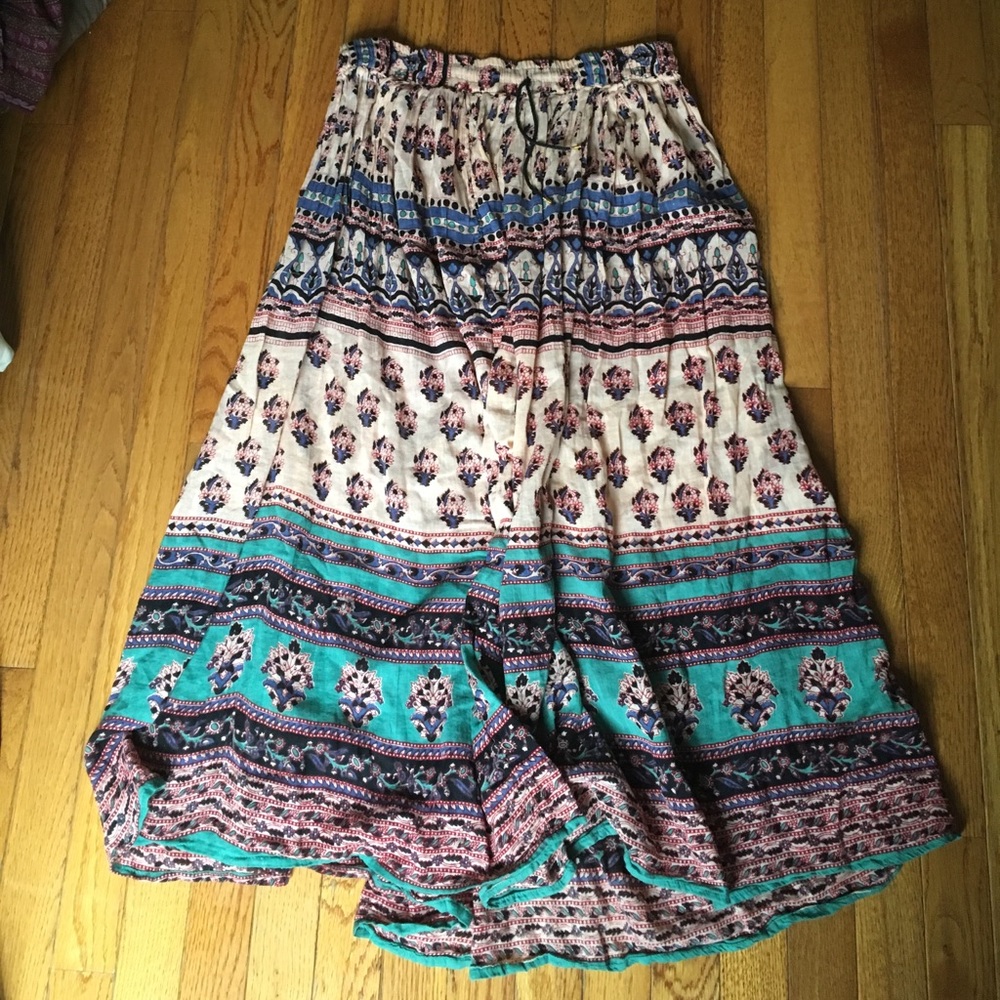 Maxi skirt