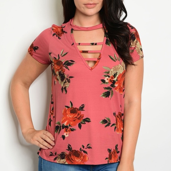 Sip N' Sparkle Tops - LAST ONE\\➕ Floral Cage Strap Tee