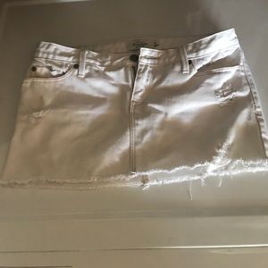 White Abercrombie & Fitch skirt