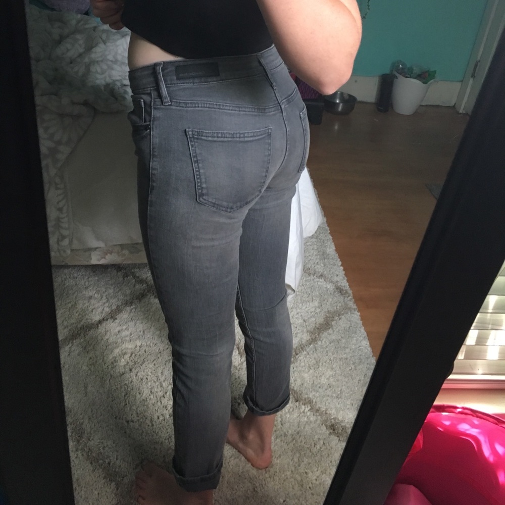 Calvin Klein capris - Picture 4 of 4