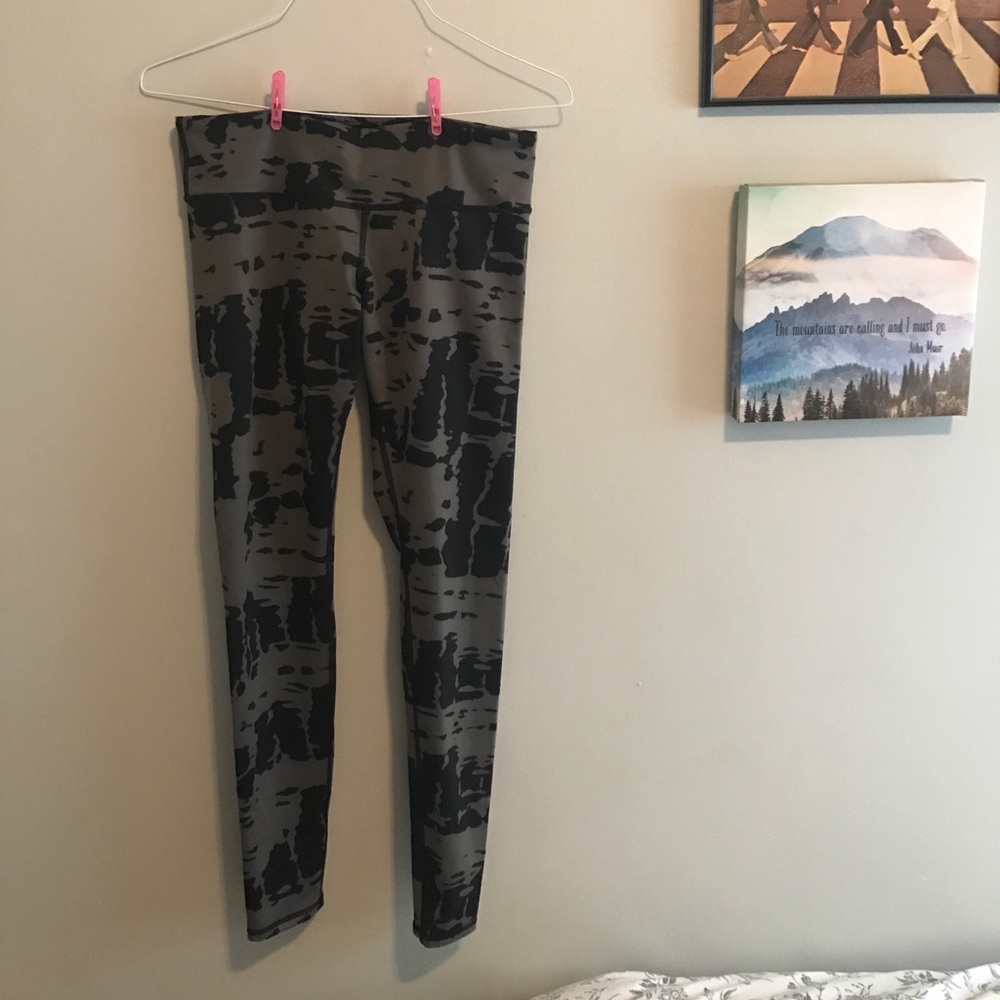 Alo Airbrush Leggings