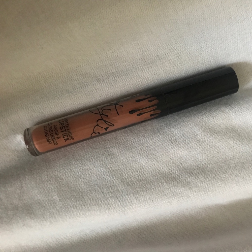 Kylie Matte Liquid Lipstick - Dolce K ON HOLD