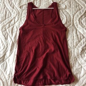 Lululemon maroon tank, size 8