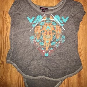 Women's Shirt super cute‼️‼️