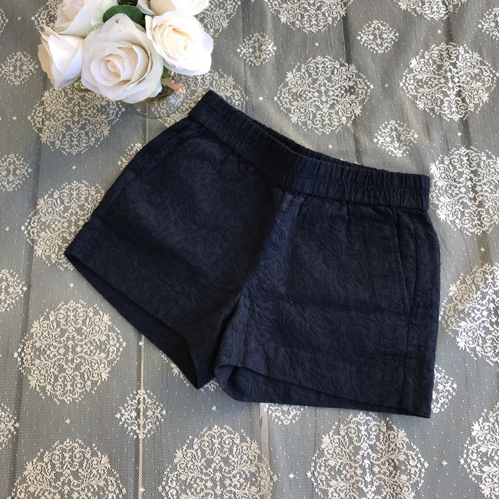 💲⬇️J Crew dark blue short size 00