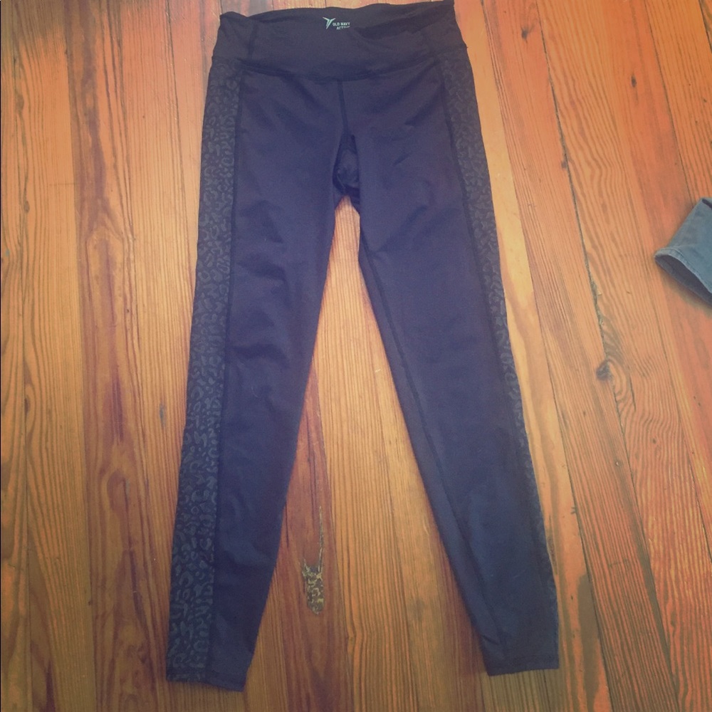 Old Navy Go Dry Active Pants With Leopard Print!