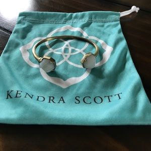 Kendra Scott bracelet