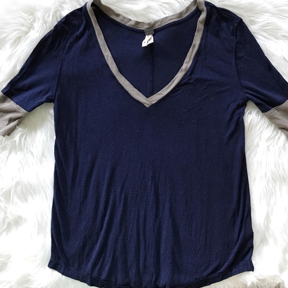 Free People We the Free blue & grey v neck blouse
