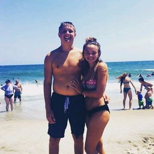 Meet your Posher, Logan