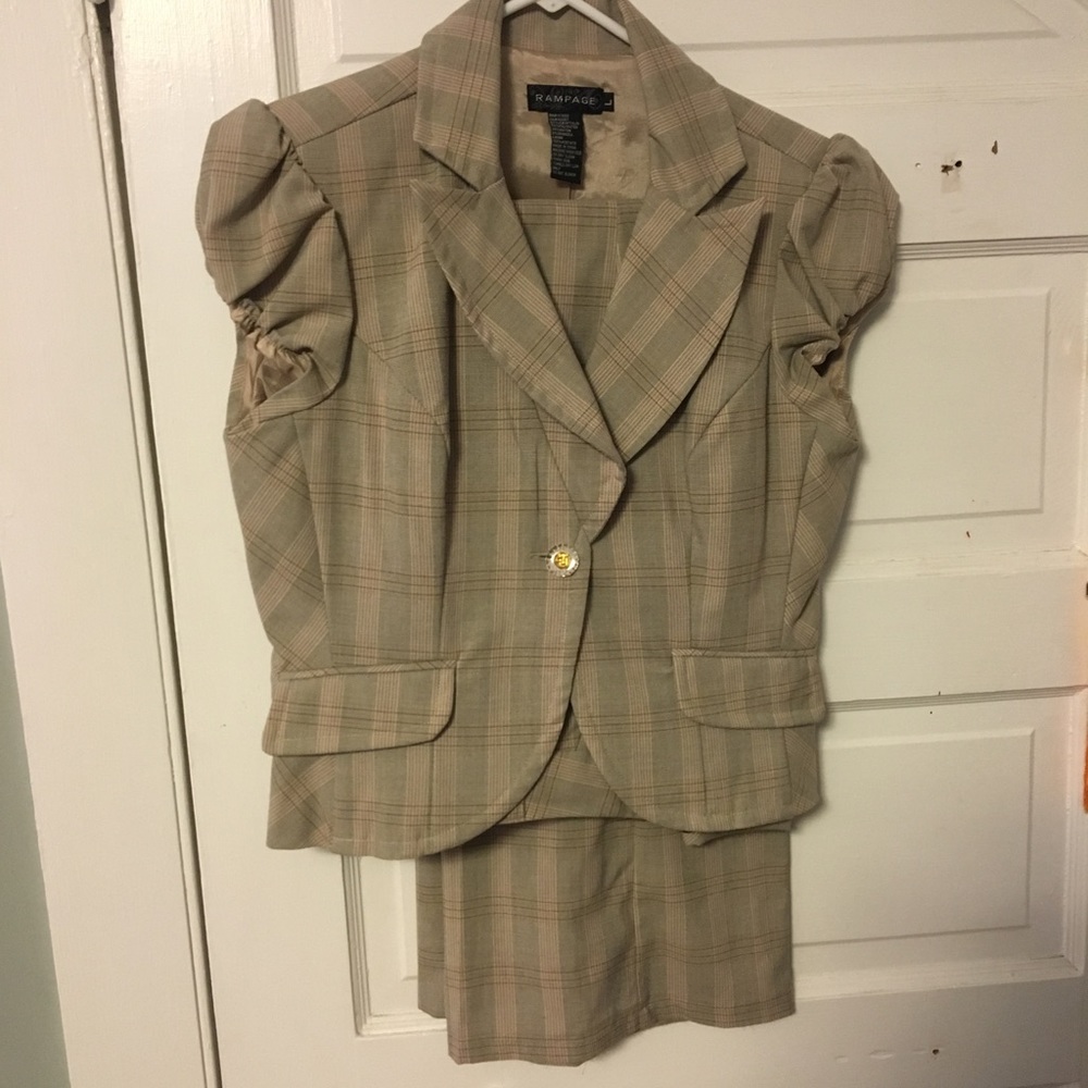 Women's suit set. Plaid