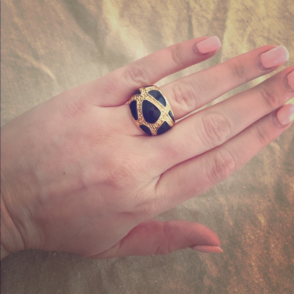 Black and gold cocktail ring