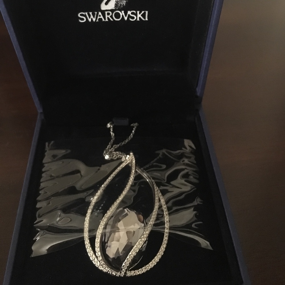 Swarovski Megan pendant/crystal blush