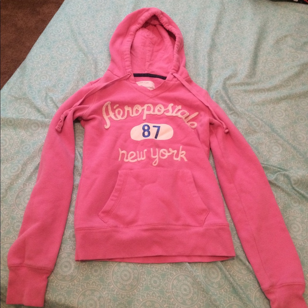 A pink sweatshirt in great condition